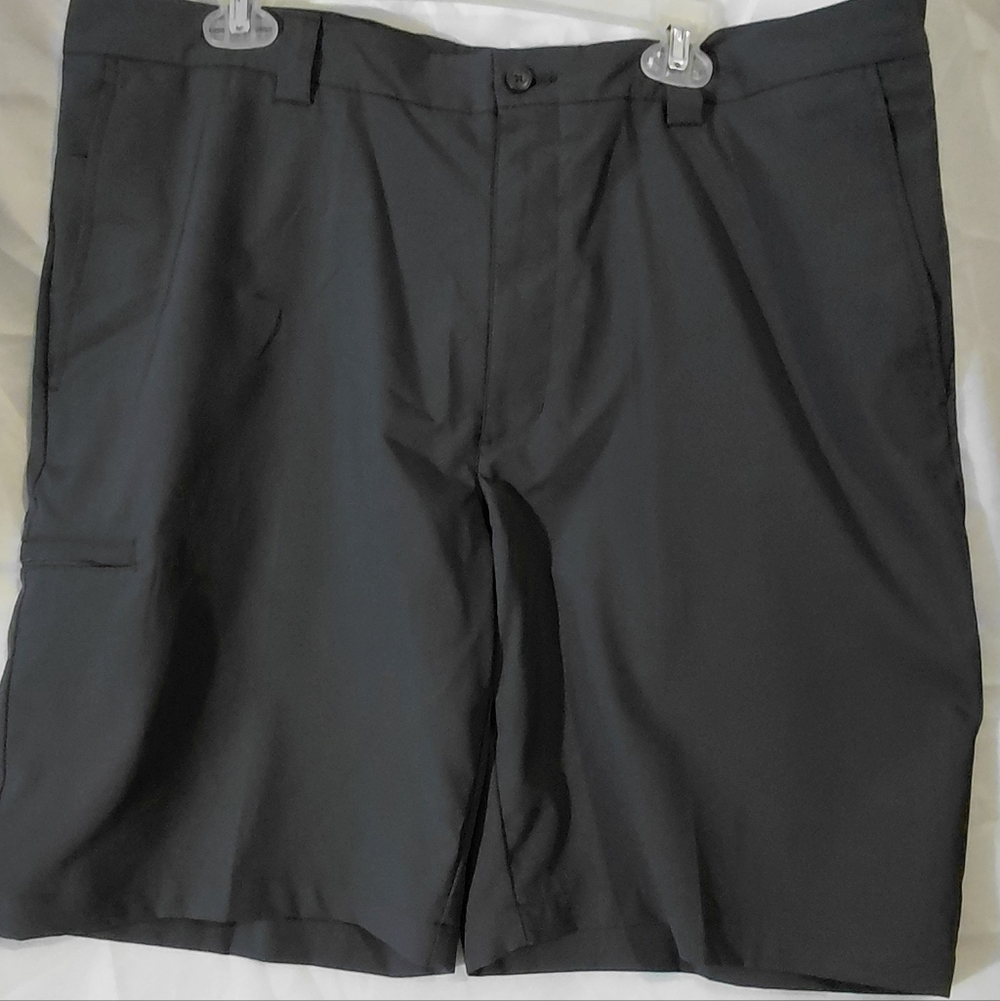 Roundtree & Yorke Charcoal Flat Front Men's Shorts